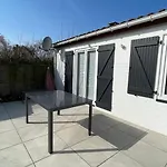 Casa de Férias Dune Nest 233 - Beautiful House Near - Up To 4 Guests With Garden, Parking, Wlan Bredene