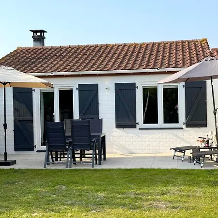 Dune Nest 233 - Beautiful House Near - Up To 4 Guests With Garden, Parking, Wlan Dom wakacyjny Bredene